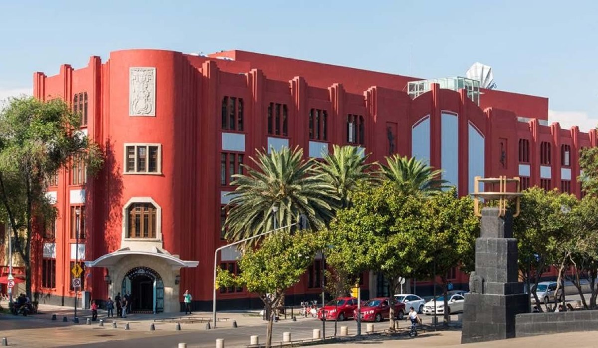 Frontón México